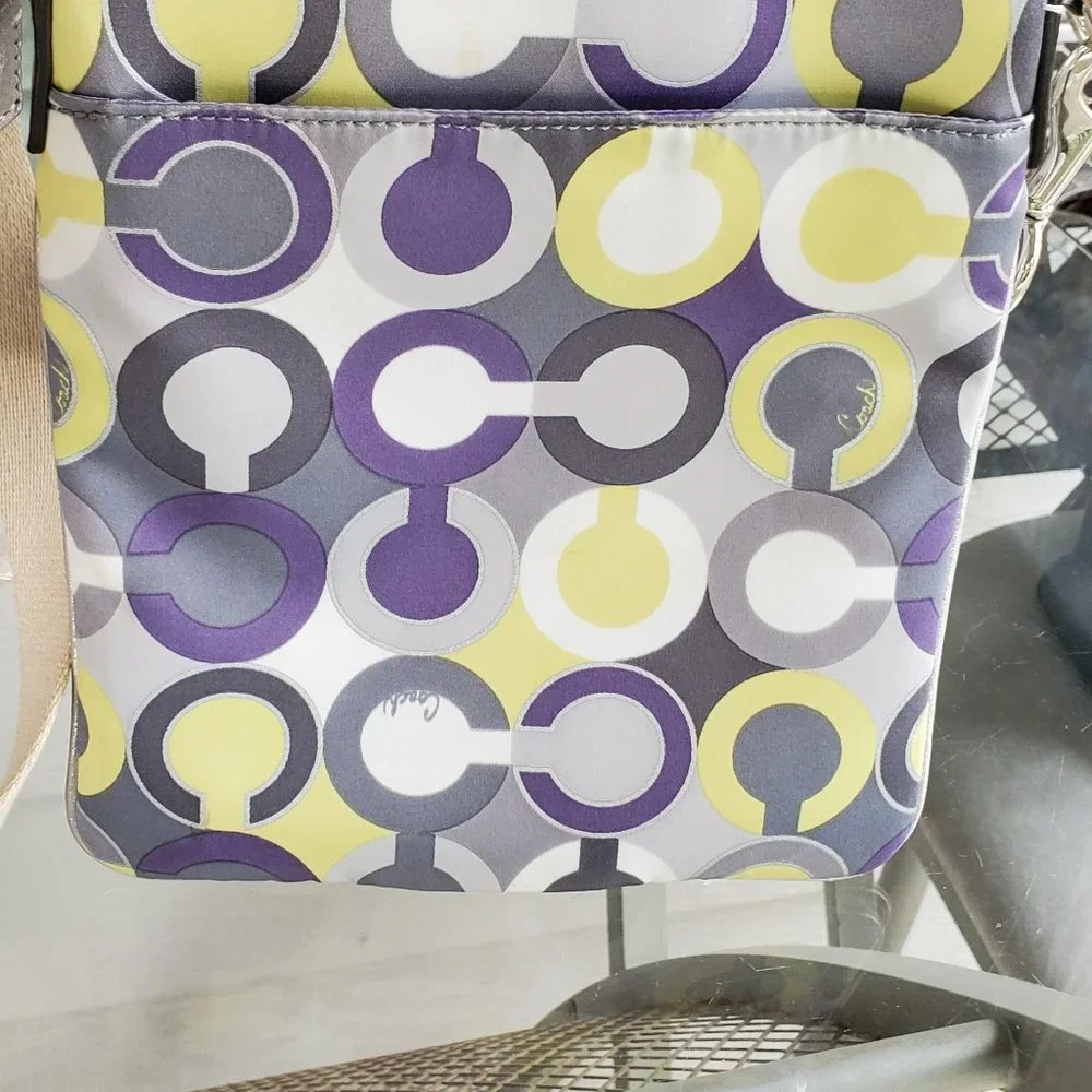 Euc Coach Signature C's Crossbody Bag Purse